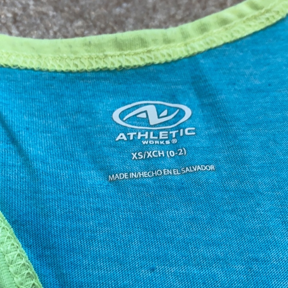 Workout Tank - Picture 2 of 3